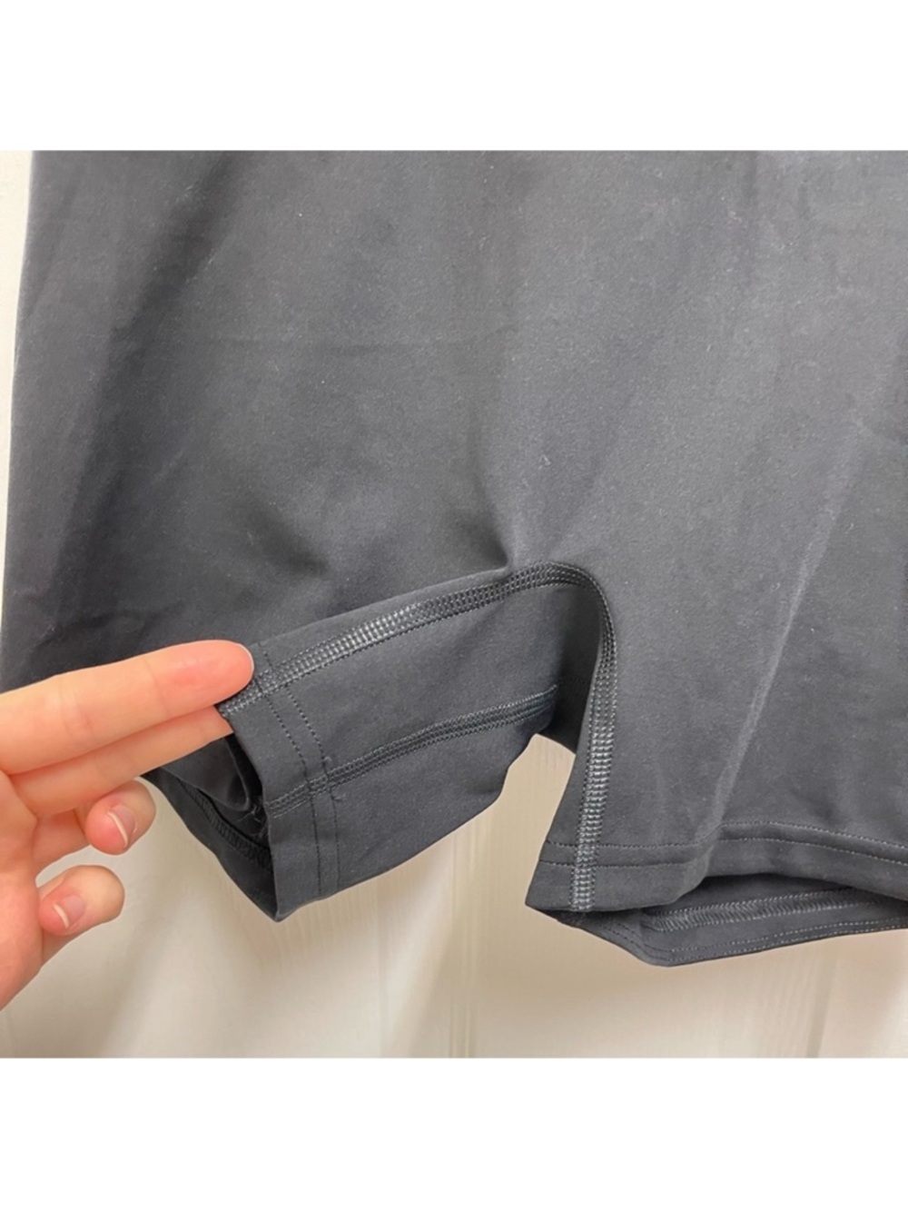 Gymshark Women’s Black Athletic/Bike Shorts. Sz Small - Picture 4 of 6